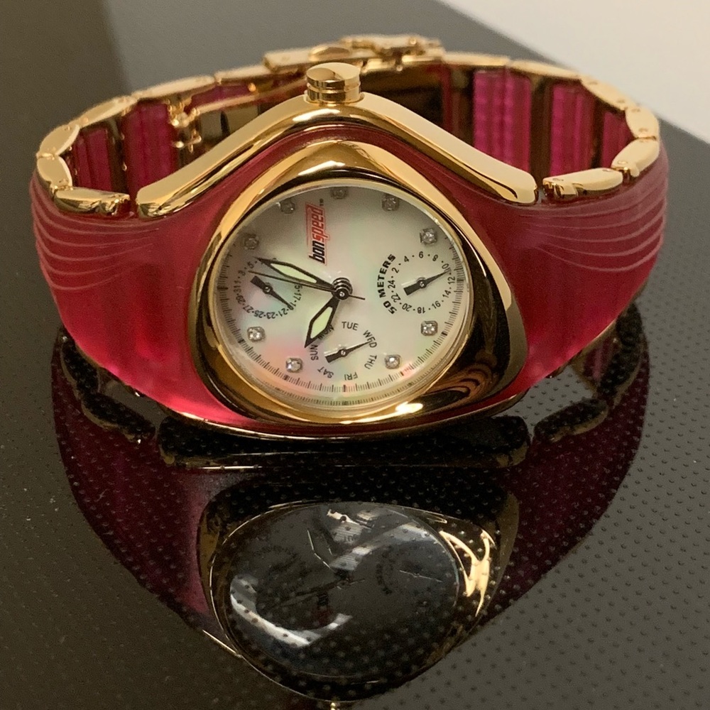 Lady Diamond Watch bonspeed MOP Dial Gold Plate
